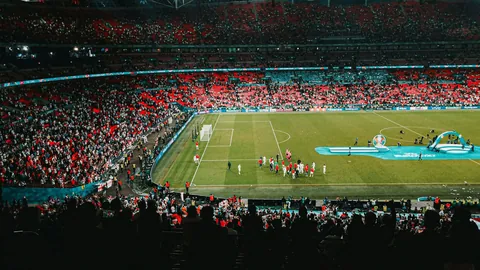 《极限对决：S4赛季新篇章！《暗区突围》直播揭秘无限升级内容》